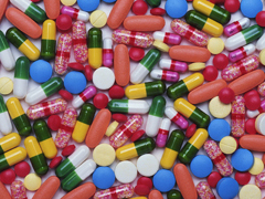 Schaden Tabletten. Gefälschte Tabletten erobern den Markt. Вред таблеток. Таблетки-подделки захватывают рынок.